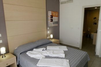 blue lagoon kosher hotel