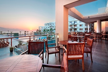 blue lagoon kosher hotel