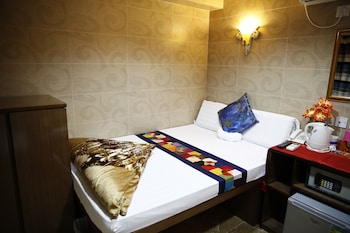 sandhu guest house