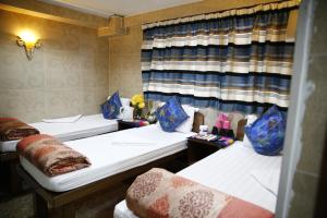 legend guest house