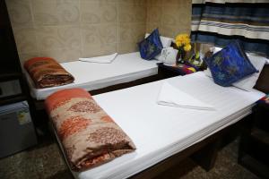 legend guest house
