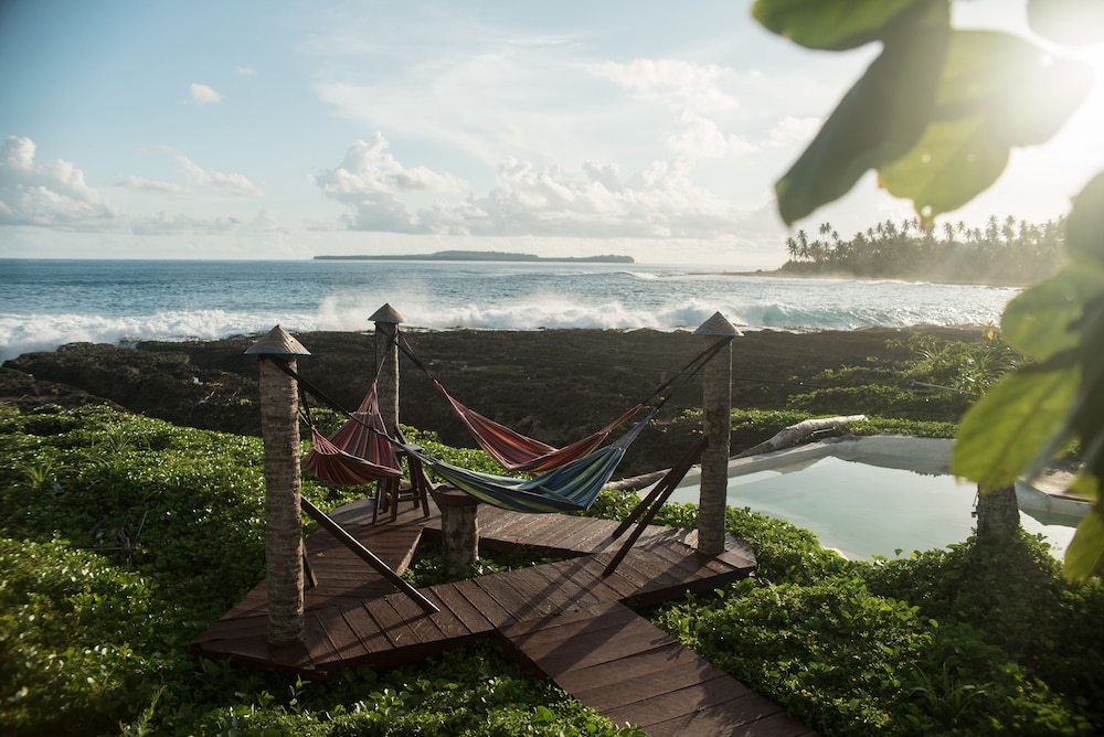 simeulue surflodges