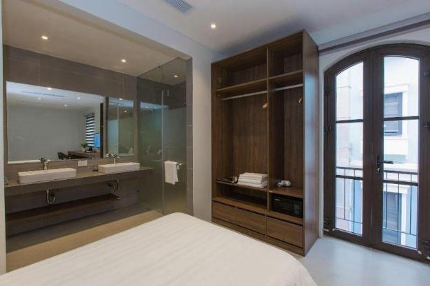 the twin hotel
