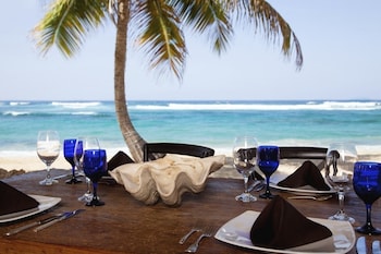 Villa Montana Beach Resort,Aguadilla>>Aguacate,4 star