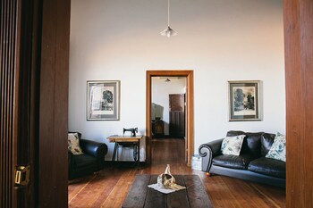 White House Guest Farm,Karasburg>>Grunau,2 star