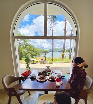 romeo juliet dalat resort