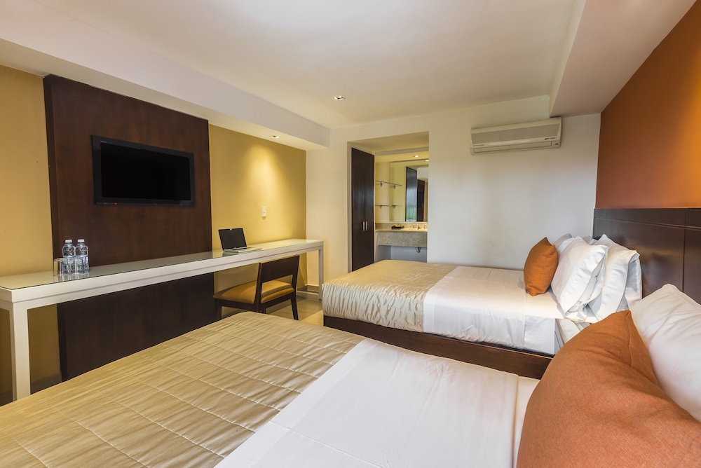 hotel puerta del sol