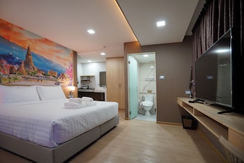 the qube fifty hotel