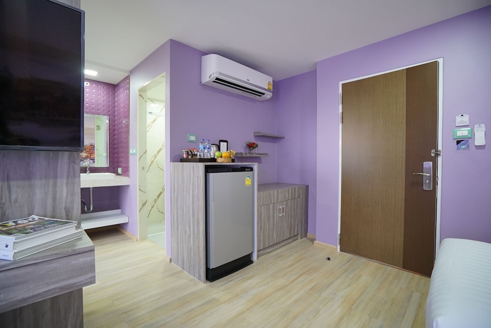 the qube fifty hotel