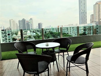 the qube fifty hotel