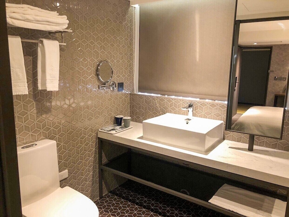 city suites taoyuan station