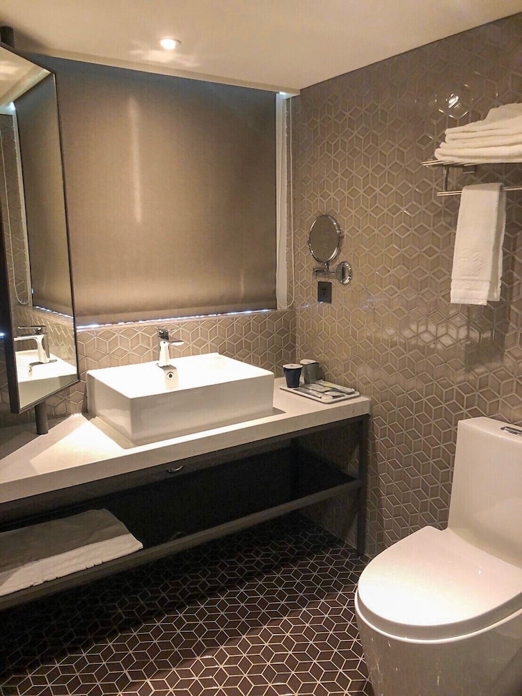 city suites taoyuan station