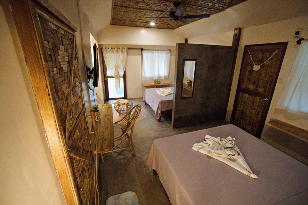 happiness beach resort siargao