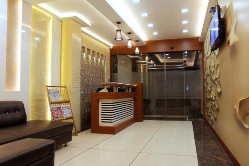 Hotel Kama International,Near Cinema Road Golghar Gorakhpur Uttar Pradesh,3 star
