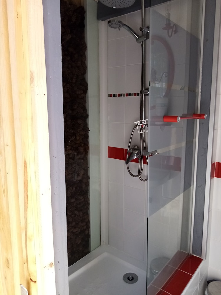 les tonneaux de leure logement insolite