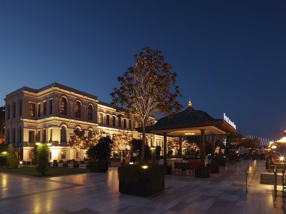 four seasons hotel istanbul at the bosphorus