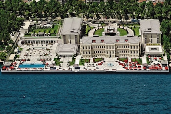 four seasons hotel istanbul at the bosphorus