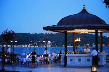 four seasons hotel istanbul at the bosphorus