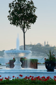 four seasons hotel istanbul at the bosphorus