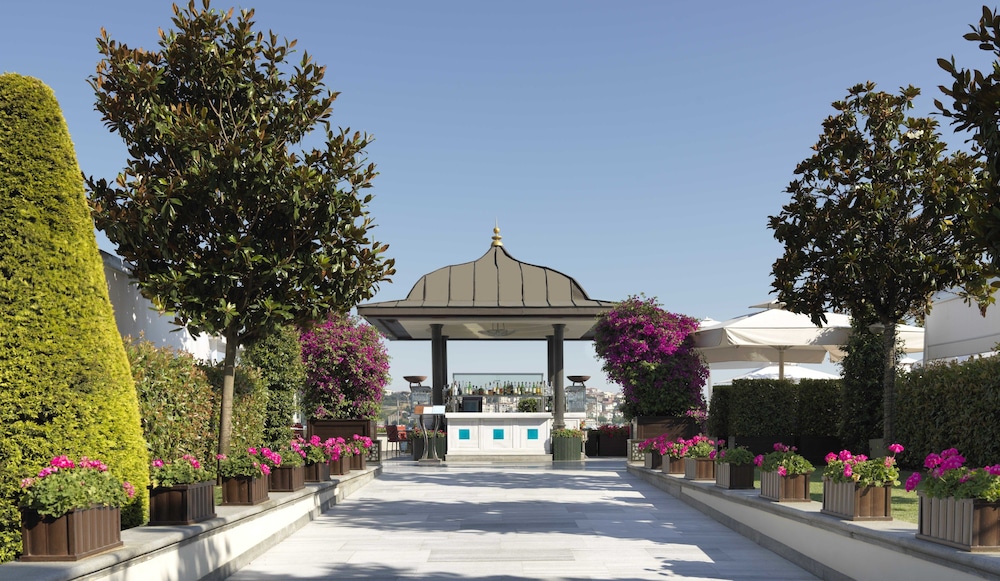 four seasons hotel istanbul at the bosphorus
