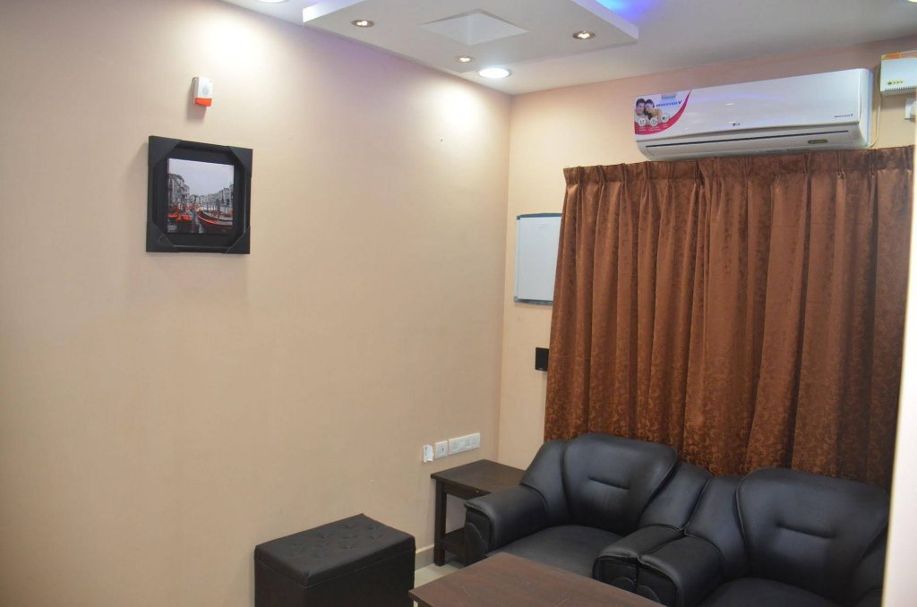 max classic serviced apartment
