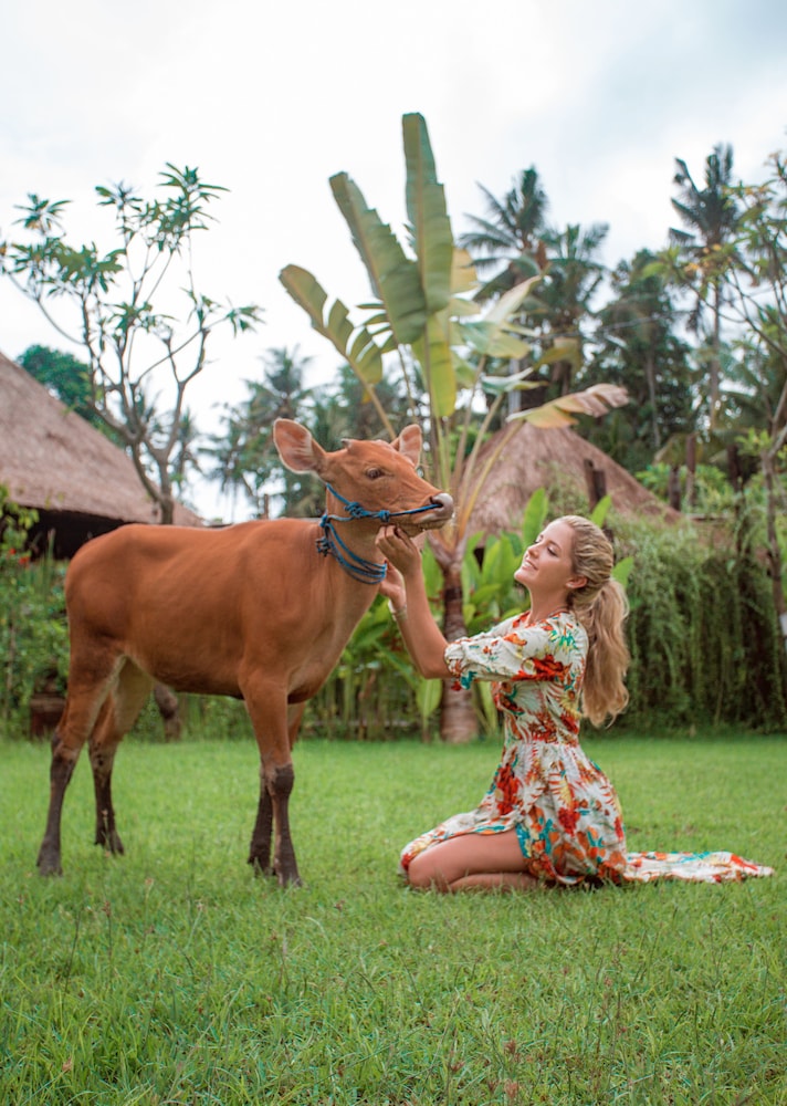 keramas sacred river village