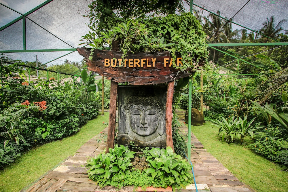 keramas sacred river village