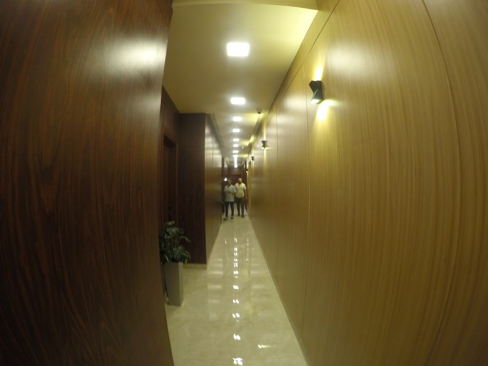 grand city hotel