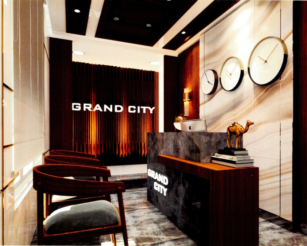 grand city hotel