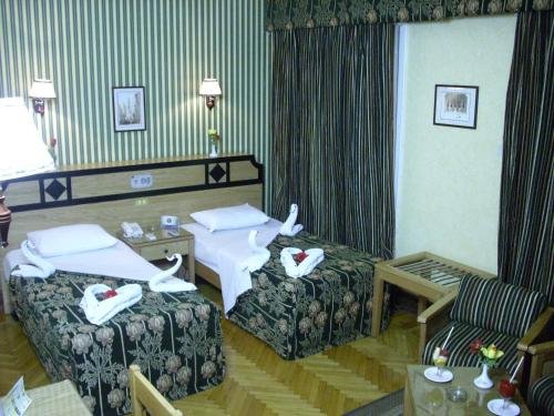 grand city hotel