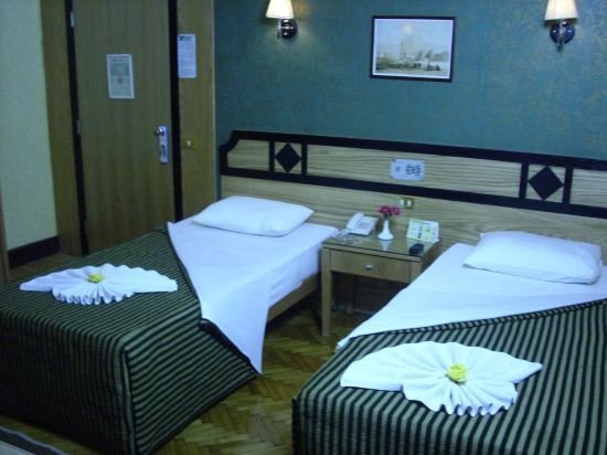 grand city hotel