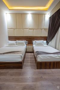 grand city hotel