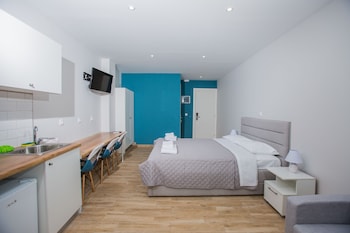 athens raise acropolis project