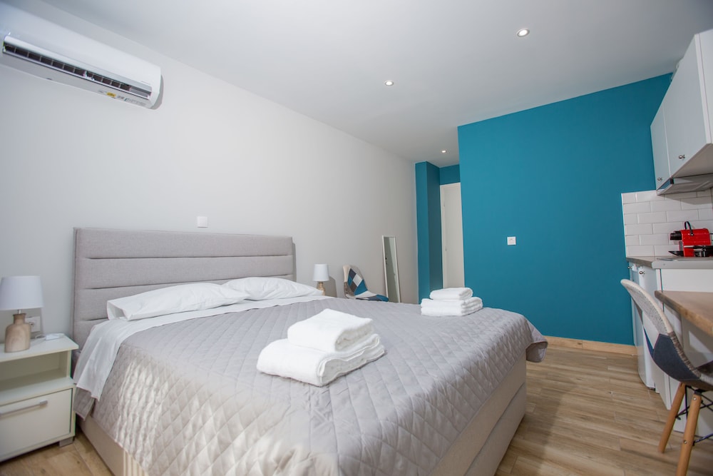 athens raise acropolis project