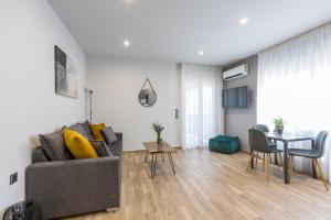 athens raise acropolis project