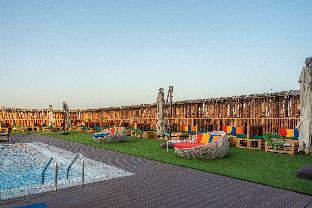 avani ibn battuta dubai hotel