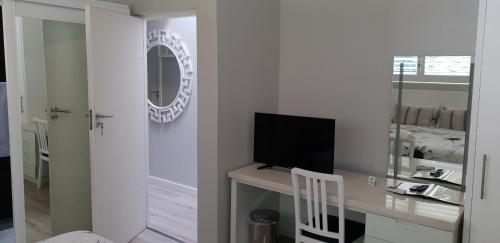 umhlanga lodge no children