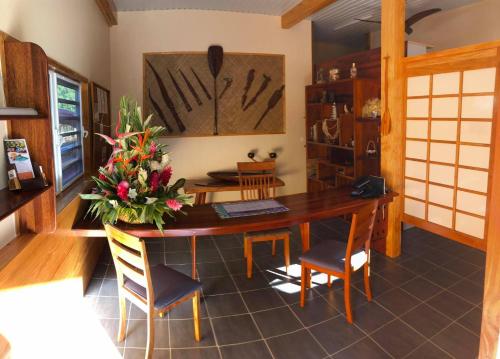 bora bora holidays lodge and villa