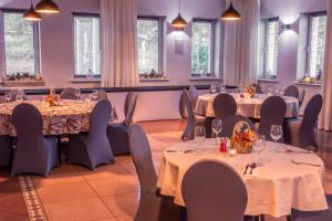 tailor hotel sport and conference