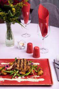 tailor hotel sport and conference