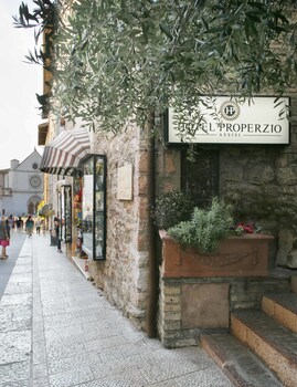 Hotel Properzio,Perugia>>Assisi,2 star