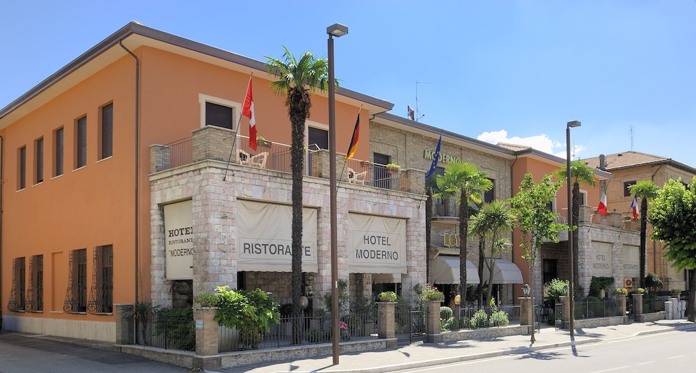 hotel moderno