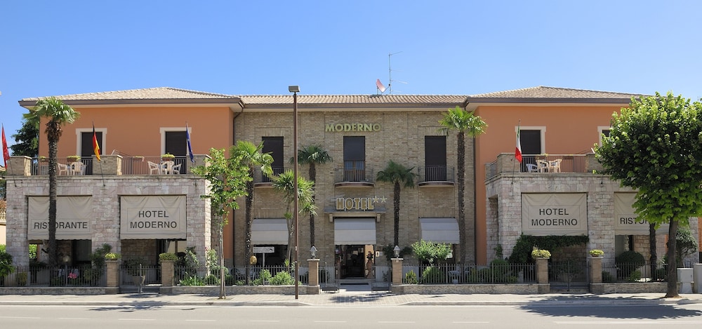 hotel moderno