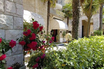 hotel moderno