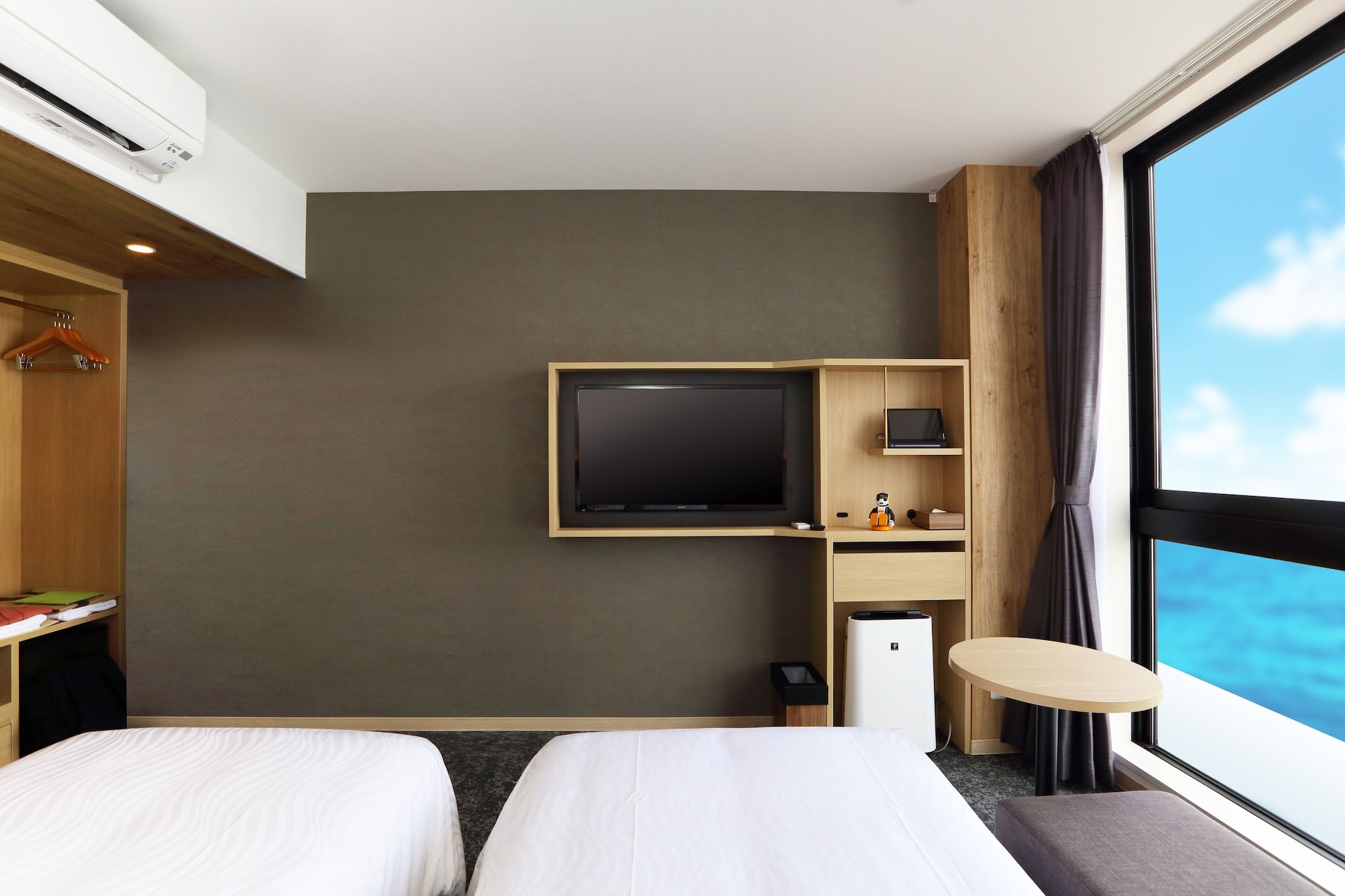 henn na hotel kansai airport