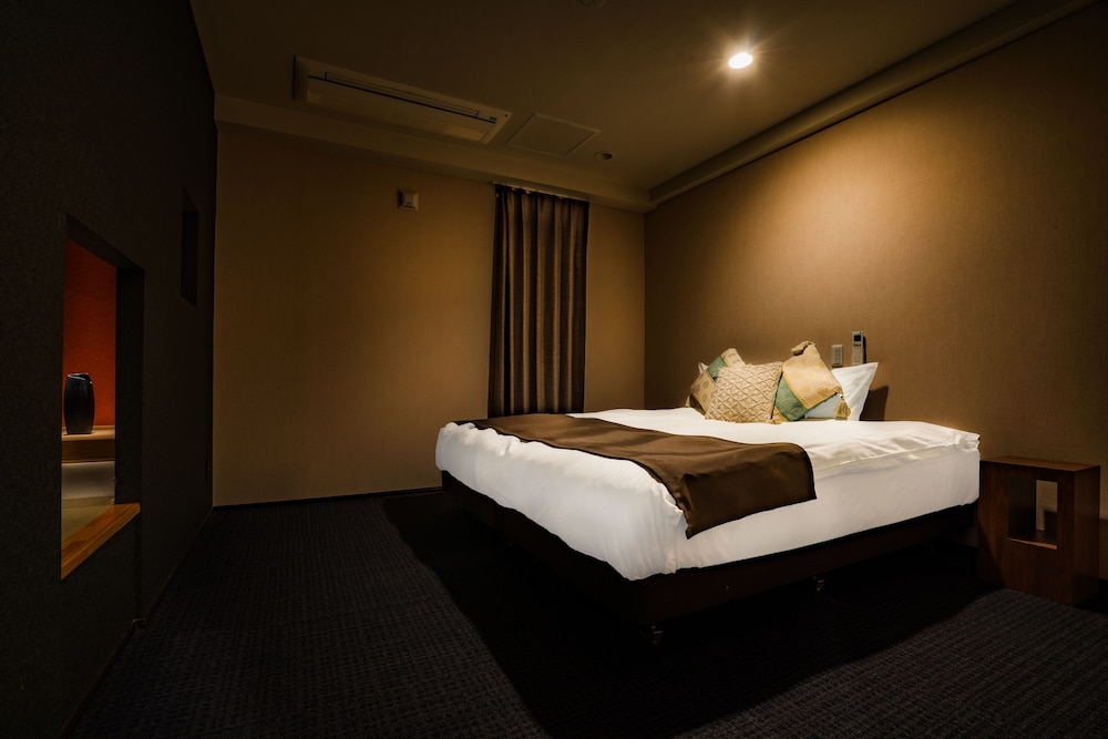 randor residence susukino suites