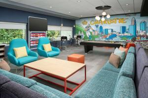 Tru By Hilton Charlotte Airport Lake Pointe,2227 Cascade Point Boulevard Suite B Charlotte North Carolina 28208,3 star