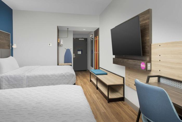 tru by hilton charlotte airport lake pointe