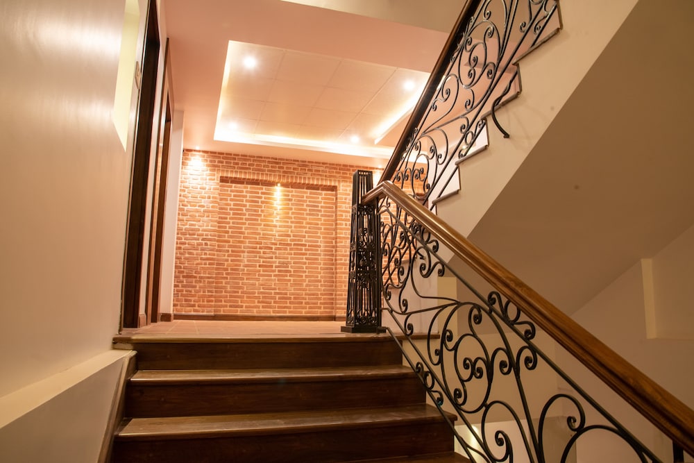 sunshine boutique hotel