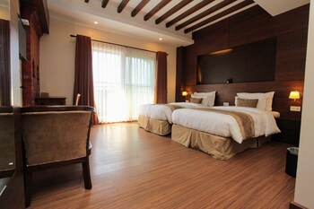 sunshine boutique hotel